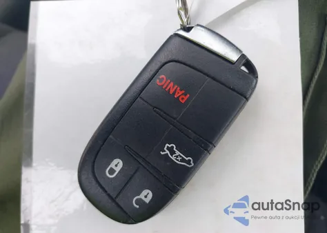 2015 Chrysler 200 Limited из США, поврежденный, VIN 1C3CCCAB1FN726648